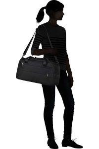 תיק נסיעות קל משקל עם רצועת כתף Samsonite Urbify Duffle S 2