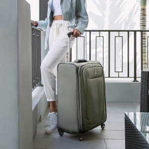 מזוודות טראבלפרו TravelPro Maxlite 5 promotional 2