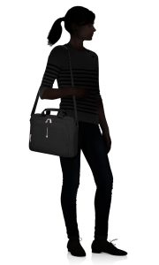 תיק צד לאישה למחשב נייד 15.6 Samsonite GuardIT Classy 2.0 2